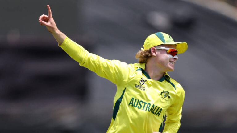 Historic Clash: Pakistan bowl first in 1000th ODI; Minhas, Peake earn ODI debuts against Australia