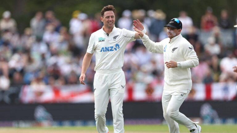Ireland opt to bowl; Matt Henry ruled out of Test with injury – Ireland Opt to Bowl Against New Zealand in Historic Belfast Test; Key Players Sidelined