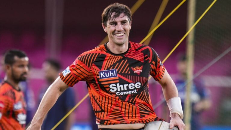 SRH Bowl Against GT in High-Stakes Clash for Top Spot in IPL