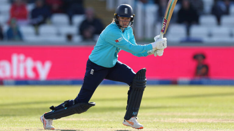 England Cricket Team Seeks Composure After Nervy New Zealand ODI Win