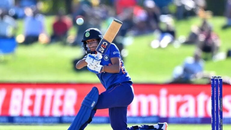 Harmanpreet Kaur achieves rare milestone vs England; join hands with Kohli, Rohi
